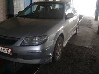 2000 Mazda Familia Pics