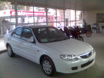 2001 Mazda Familia