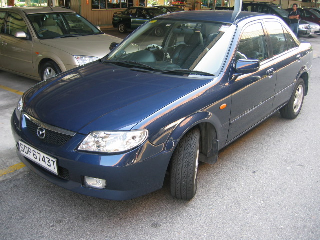 2001 Mazda Familia