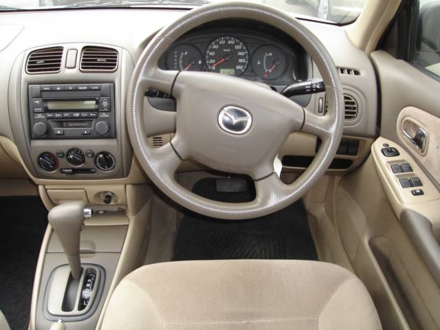 2001 Mazda Familia