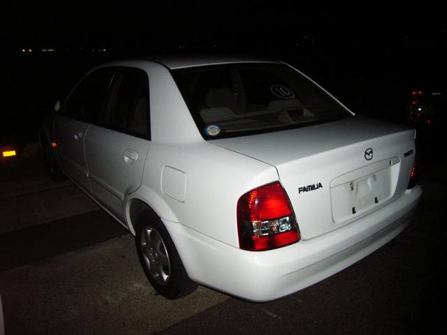 2001 Mazda Familia