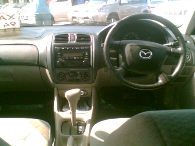 2001 Mazda Familia