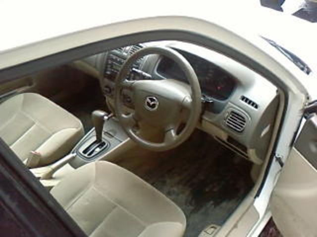 2001 Mazda Familia