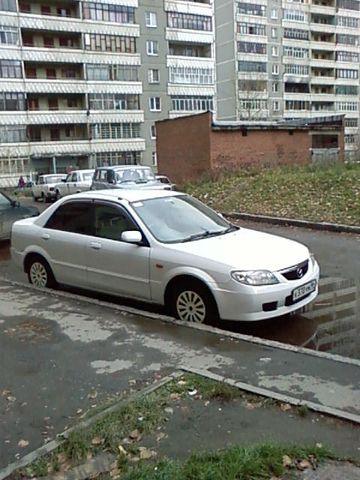 2001 Mazda Familia