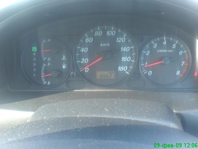 2001 Mazda Familia