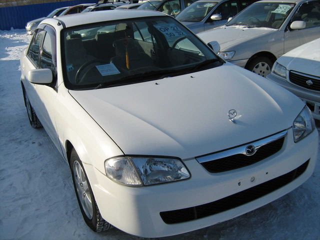 2001 Mazda Familia