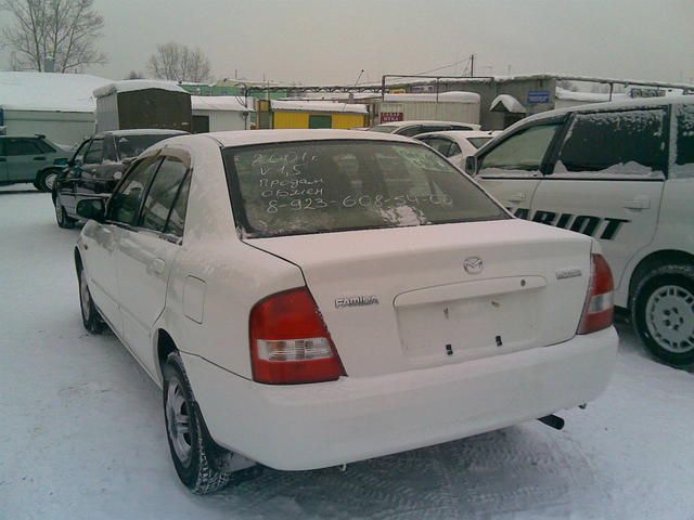 2001 Mazda Familia