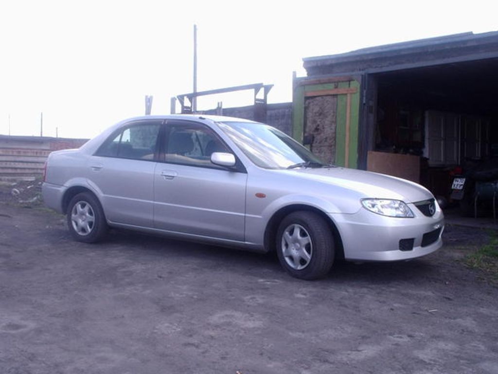 2001 Mazda Familia