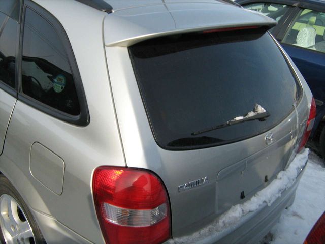 2001 Mazda Familia
