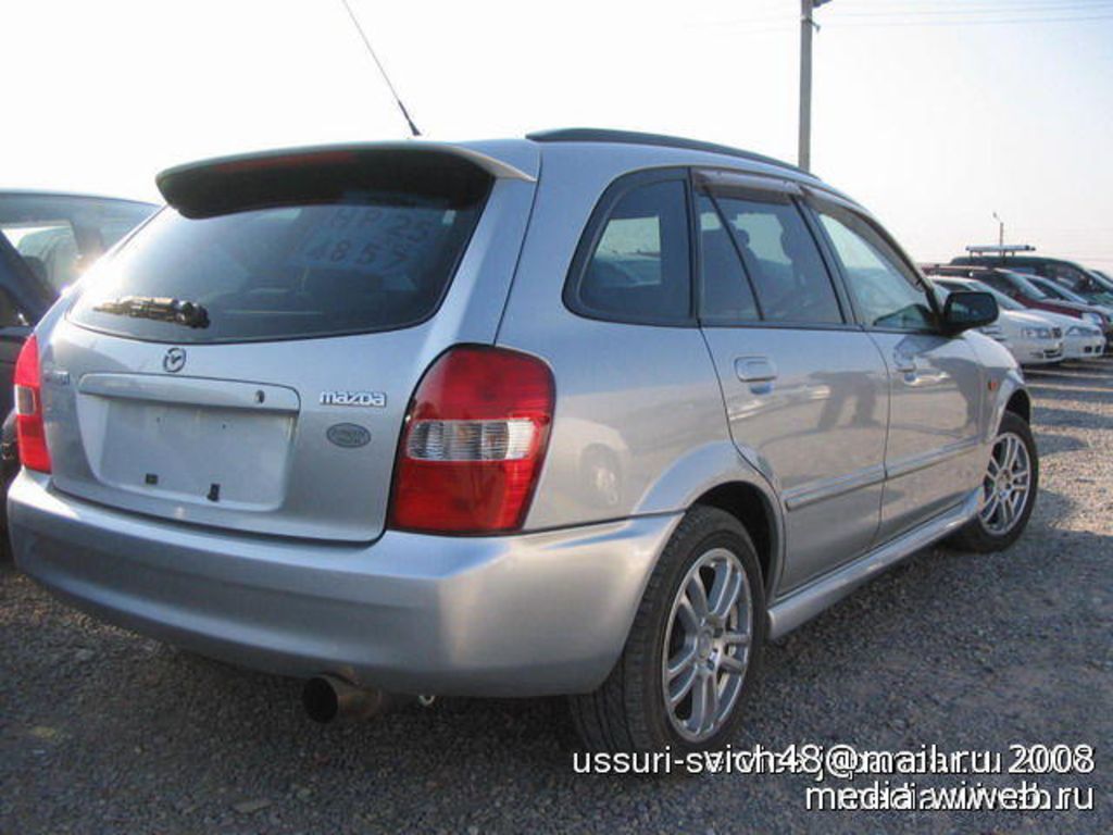 2001 Mazda Familia