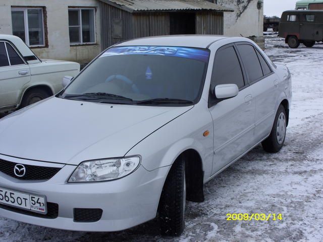 2001 Mazda Familia