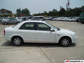 2001 Mazda Familia Photos