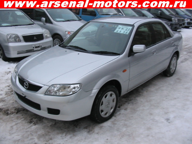 2001 Mazda Familia Photos