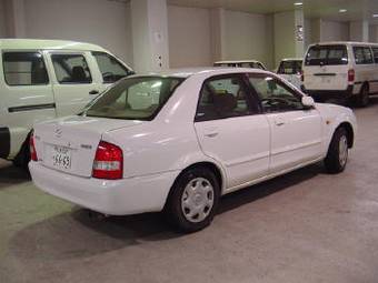 2001 Mazda Familia Pictures