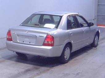 2001 Mazda Familia Images