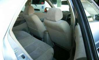 2001 Mazda Familia Pictures