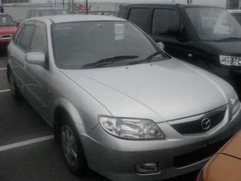 2001 Mazda Familia Pics