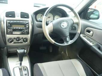 2001 Mazda Familia Photos