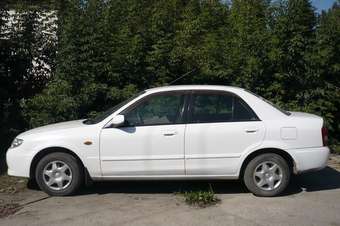 2001 Mazda Familia Pictures
