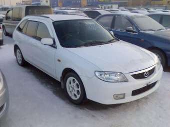 2001 Mazda Familia Photos