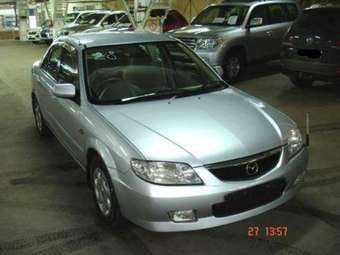 2001 Mazda Familia Photos