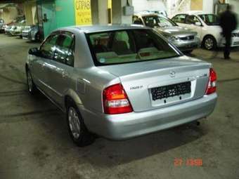 2001 Mazda Familia Photos