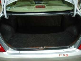 2001 Mazda Familia Images