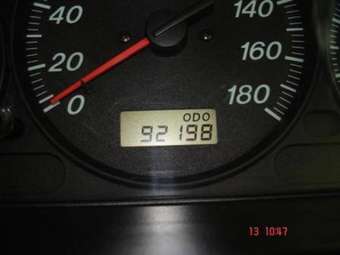 2001 Mazda Familia Pics