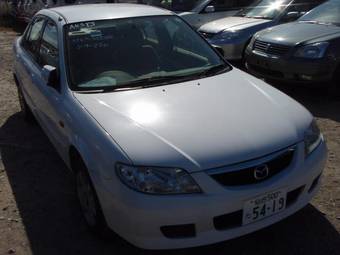 2001 Mazda Familia Photos