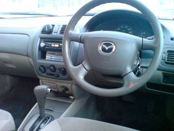 2001 Mazda Familia Images
