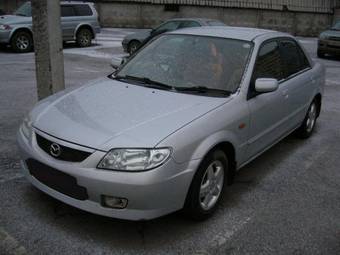 2001 Mazda Familia Photos