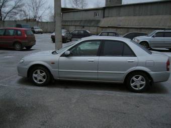 2001 Mazda Familia Pictures