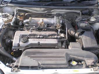 2001 Mazda Familia Photos