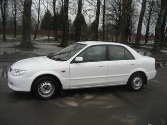 2001 Mazda Familia Pictures