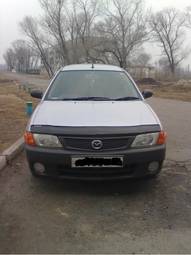 2001 Mazda Familia Pics