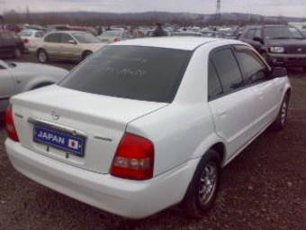 2001 Mazda Familia Photos