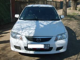 2001 Mazda Familia Photos