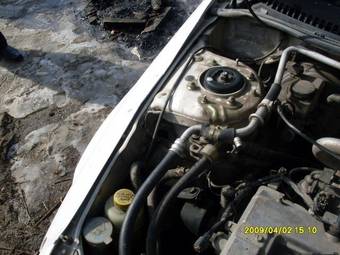 2001 Mazda Familia Photos