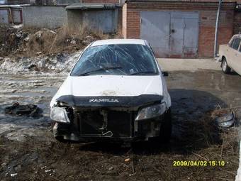 2001 Mazda Familia Pics