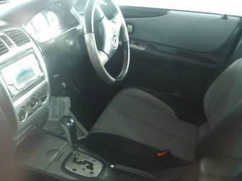 2001 Mazda Familia Pictures