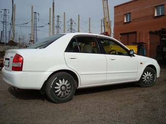 2001 Mazda Familia Pictures