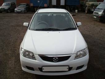 2001 Mazda Familia Photos