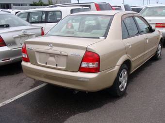 2001 Mazda Familia Pictures
