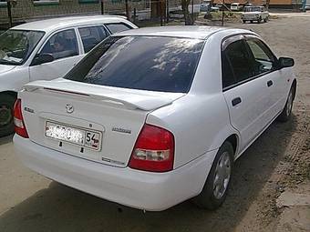 2001 Mazda Familia Photos
