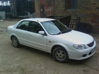 2001 Mazda Familia Pictures