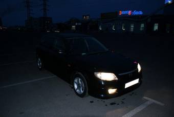 2001 Mazda Familia Photos