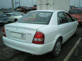 2001 Mazda Familia Pictures