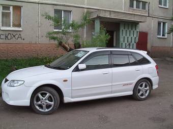 2001 Mazda Familia Photos