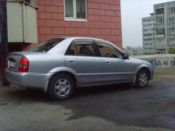 2001 Mazda Familia Pictures