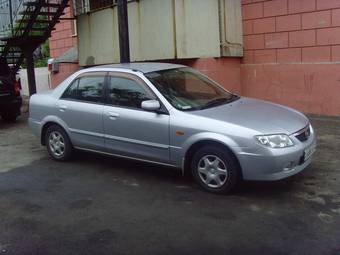 2001 Mazda Familia Pics